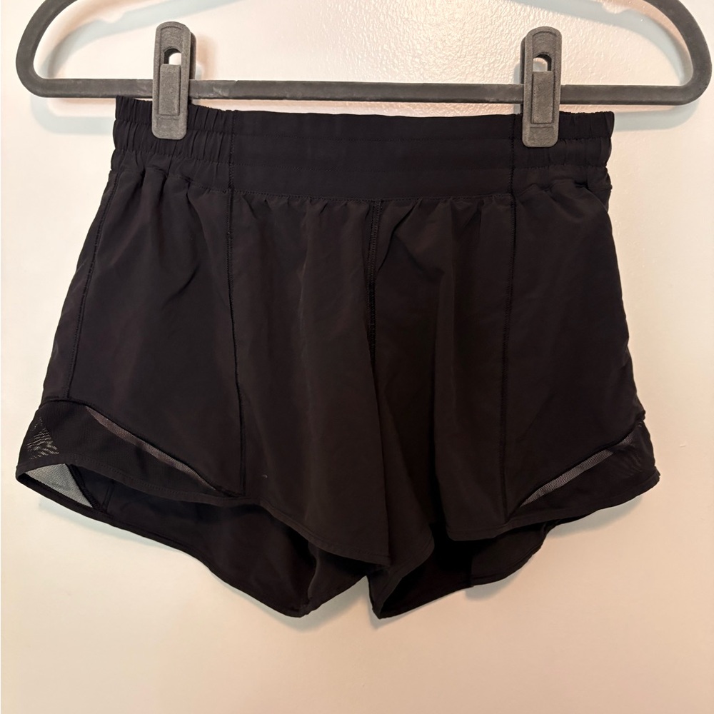 Lululemon Hotty Hot Black Shorts 4” Size 8